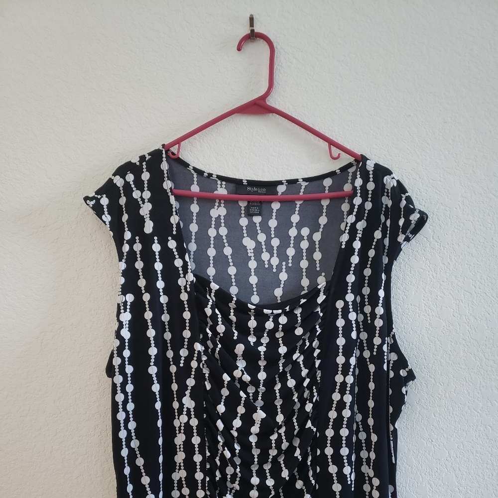 Black and white blouse